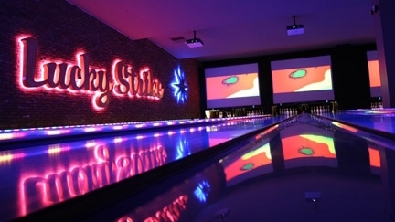 Lucky Strike digital signage