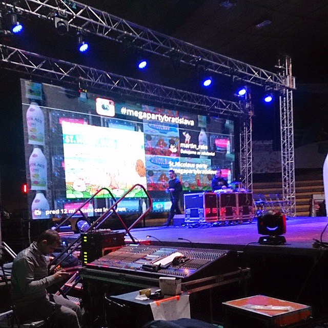 digital signage on large stage screen